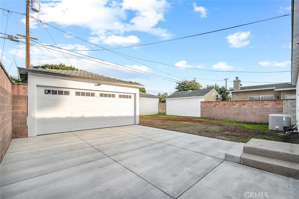 Additional image 70 of 3452 Kallin Ave, Long Beach, CA 90808