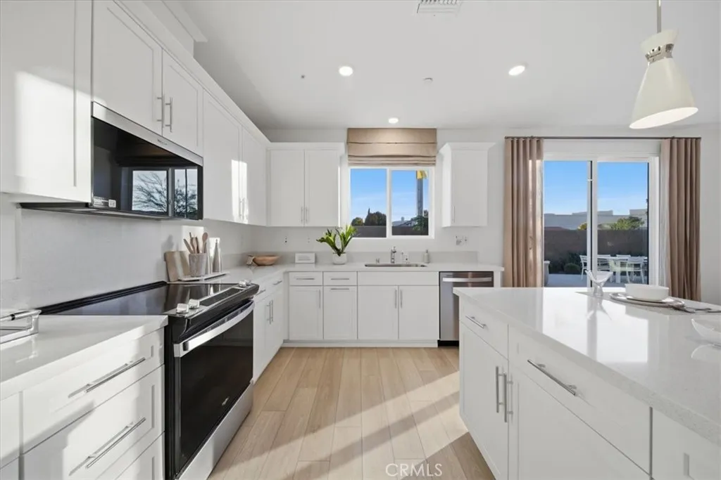 Additional image 11 of 42957 56th Street W, Lancaster, CA 93536