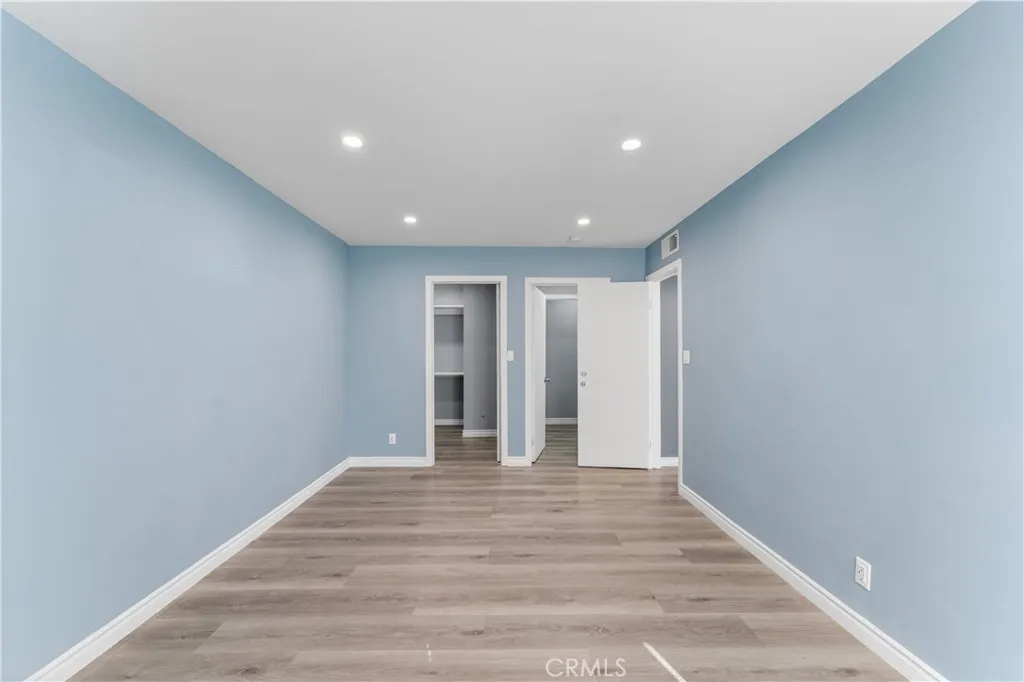 Additional image 88 of 15511 Sherman Way Unit 1, Van Nuys, CA 91406