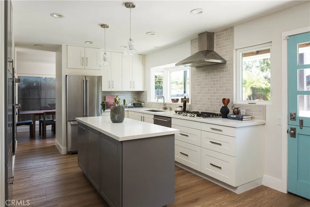 Additional image 33 of 1136 Highland Dr, Newport Beach, CA 92660