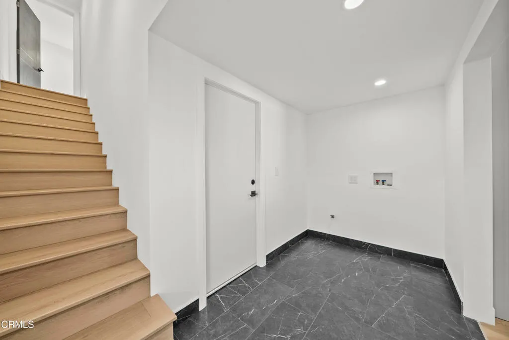 Additional image 76 of 14145 Weddington Street, Los Angeles, CA 91401