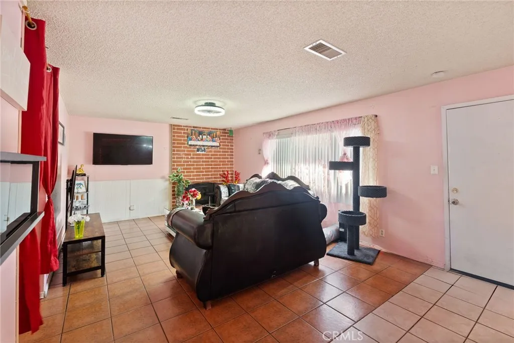 Additional image 10 of 134 S Magnolia Avenue Unit 4C, Anaheim, CA 92804
