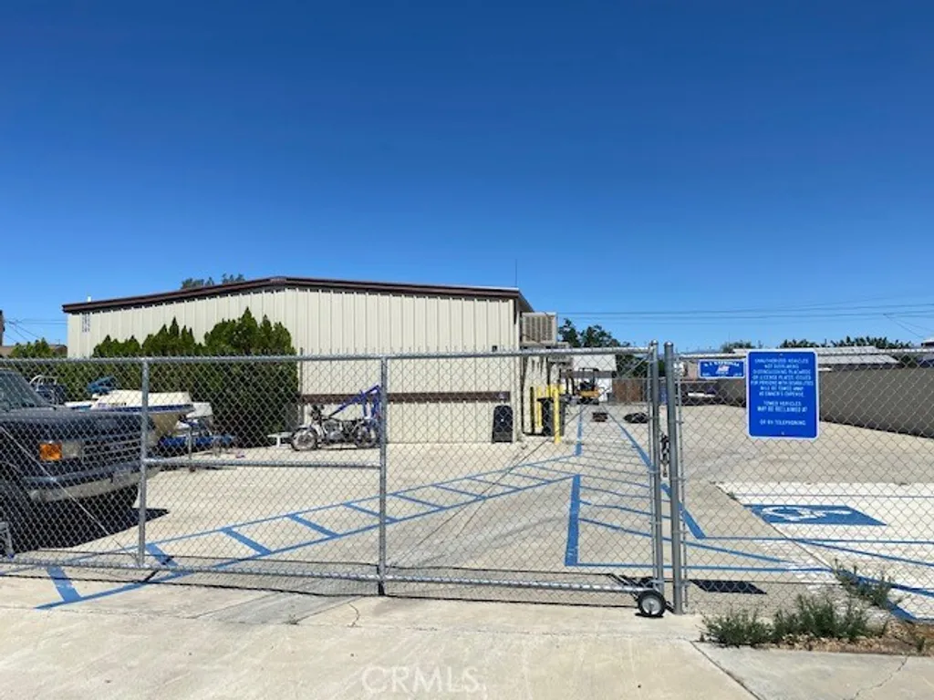 Additional image 4 of 251 S 6th St, Coalinga, CA 93210