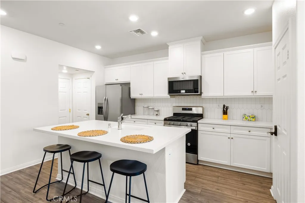 Additional image 6 of 3957 E Huntington St, Ontario, CA 91761