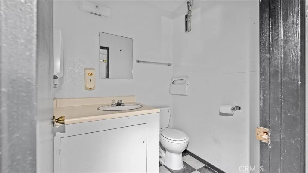 Additional image 36 of 106 N Riverside Ave, Rialto, CA 92376