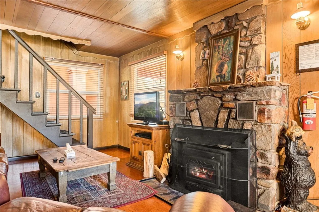 Additional image 8 of 435 Arroyo Dr, Big Bear Lake, CA 92315