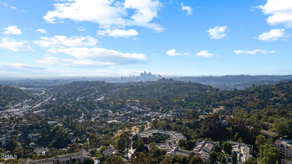 Additional image 87 of 3961 Via Marisol Unit 218, Los Angeles, CA 90042