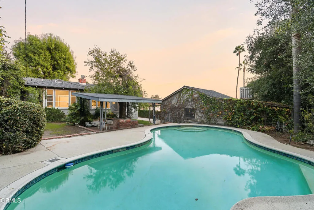 Additional image 34 of 4563 Loma Vista Drive, La Canada Flintridge, CA 91011