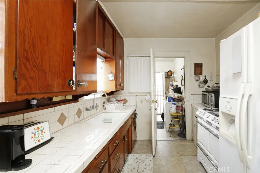 Additional image 33 of 317 E 115th Street, Los Angeles, CA 90061