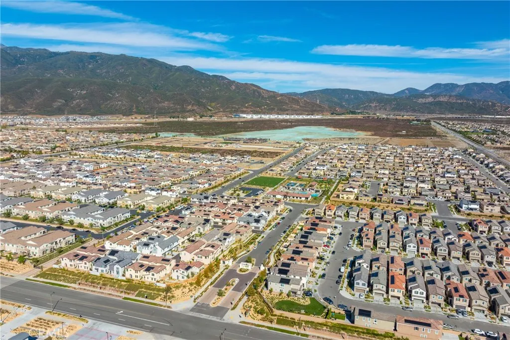 Additional image 107 of 5253 Wildflower Ln Unit 1, Fontana, CA 92336