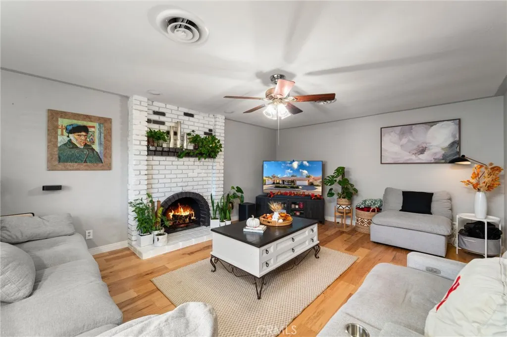 Additional image 3 of 41363 Plumrose St, Hemet, CA 92544