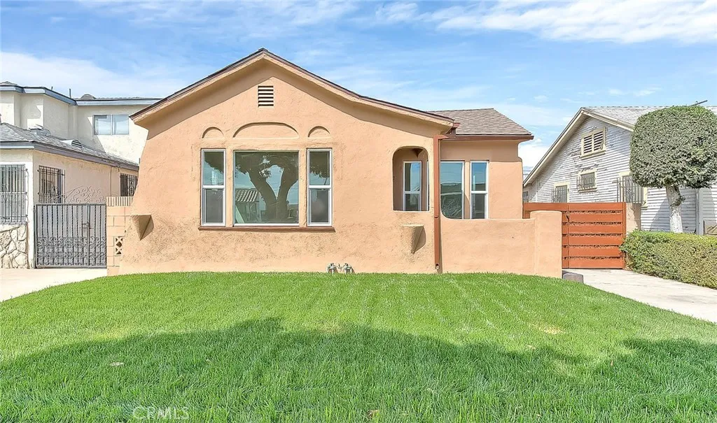 Additional image 76 of 547 W 106th St, Los Angeles, CA 90044