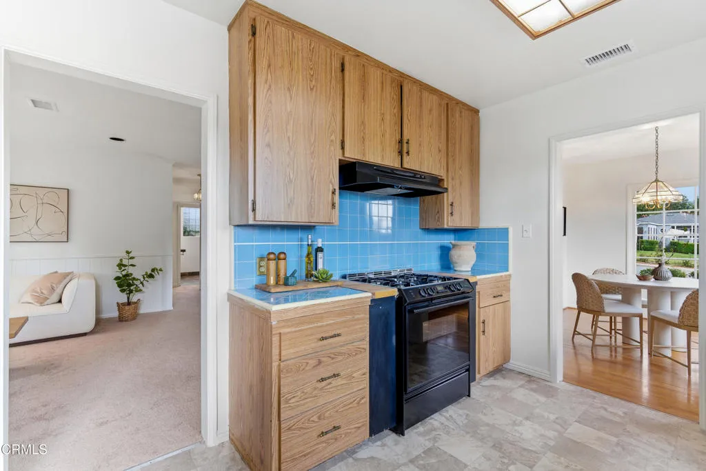 Additional image 24 of 4563 Loma Vista Drive, La Canada Flintridge, CA 91011