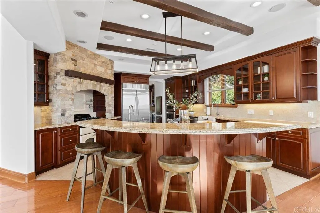 Additional image 32 of 1045 Van Nuys Street, San Diego, CA 92109