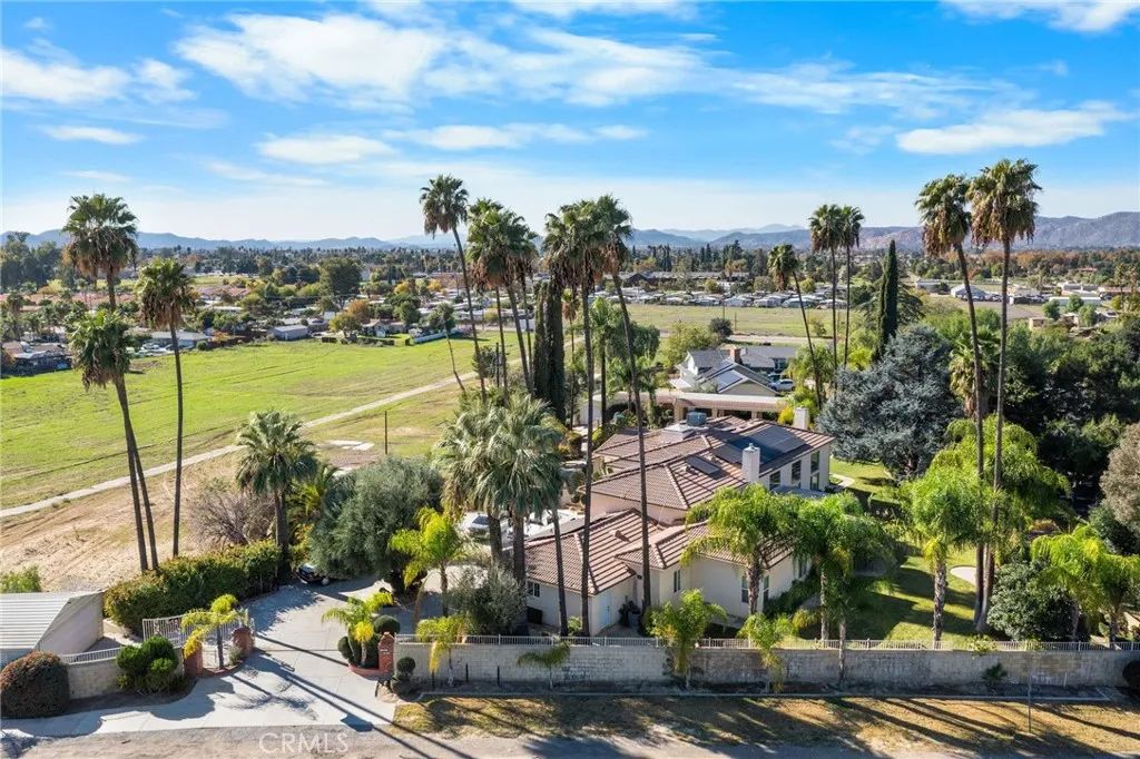 Additional image 3 of 1981 Park Ave, Hemet, CA 92544