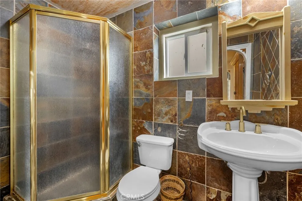 Additional image 68 of 3916 Carnavon, Los Angeles, CA 90027