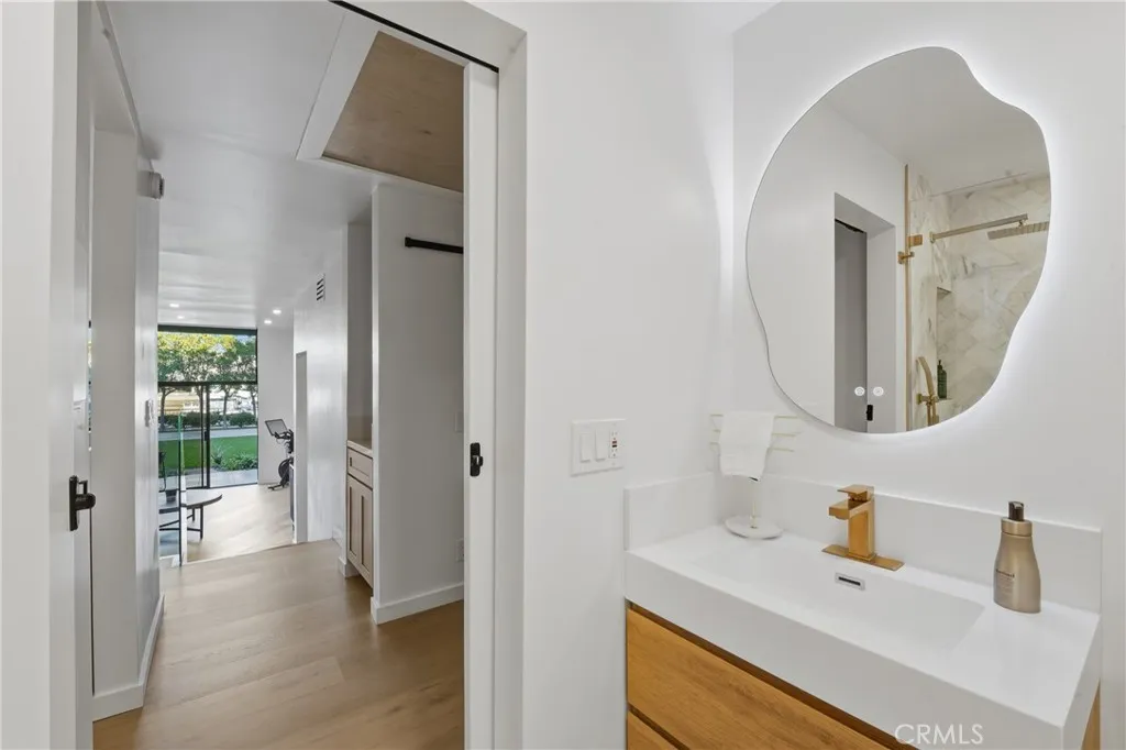 Additional image 49 of 8103 Marina Pacifica Dr N, Long Beach, CA 90803
