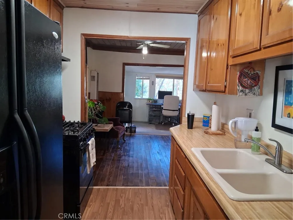 Additional image 15 of 503 Valley, Crestline, CA 92325