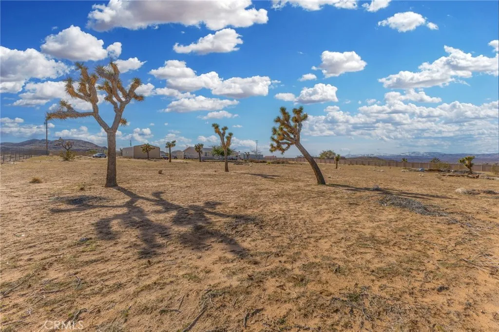 Additional image 96 of 324 Anita Road, Landers, CA 92285
