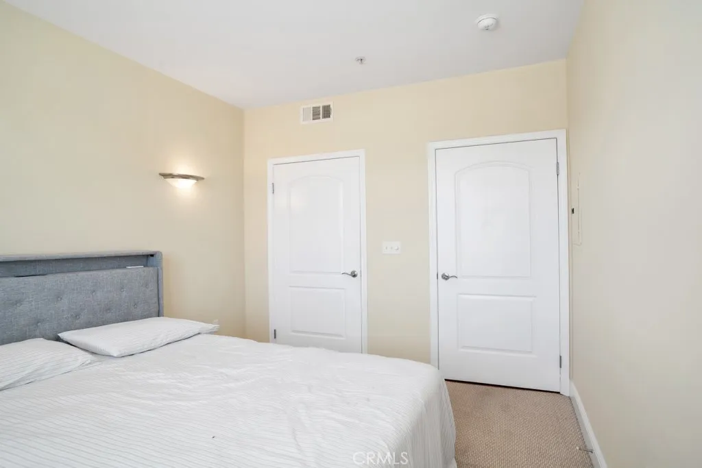 Additional image 40 of 4724 Kester Unit 410, Sherman Oaks, CA 91403