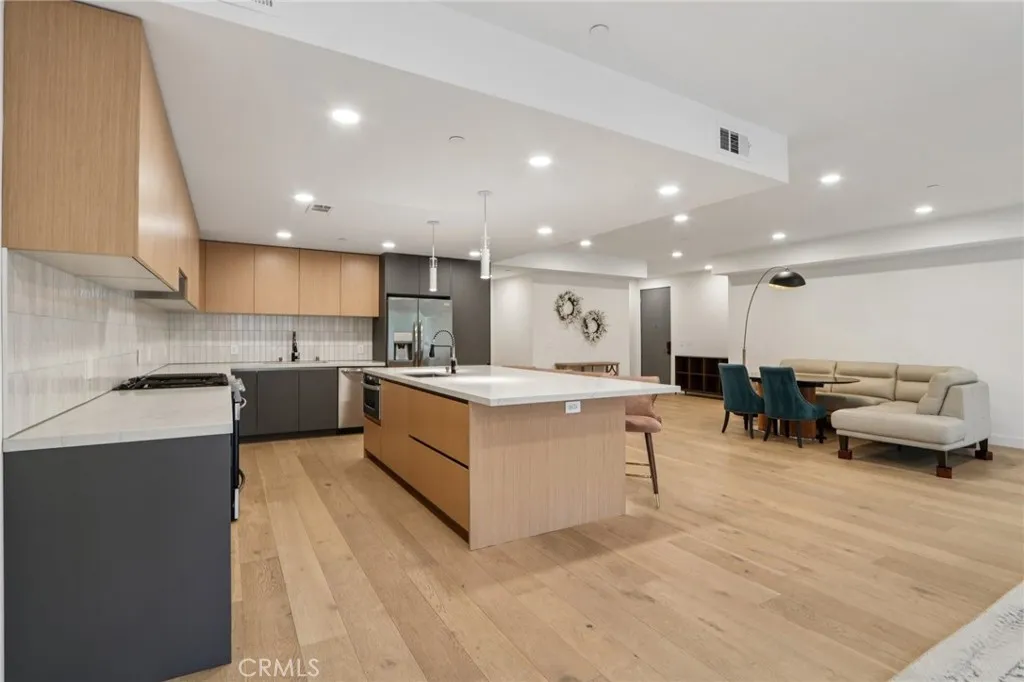 Additional image 37 of 5110 Whitsett Avenue Unit 105, Valley Village, CA 91607