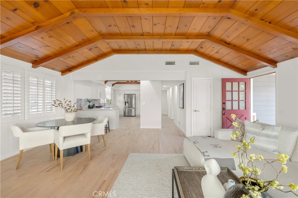 Additional image 5 of 370 E 19th St, Costa Mesa, CA 92627