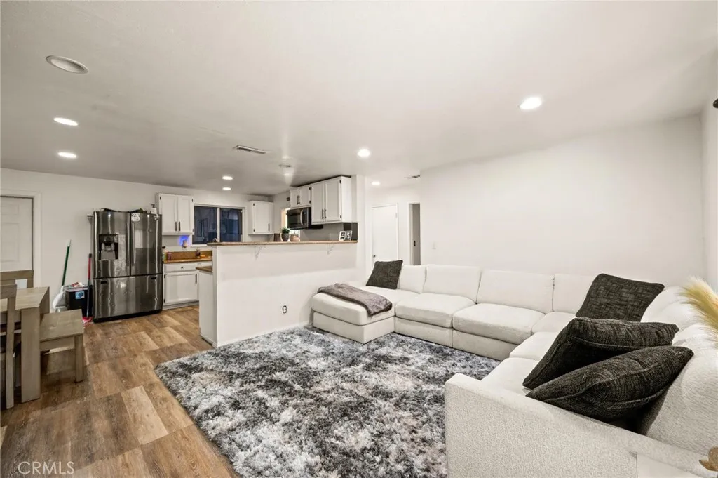 Additional image 5 of 43826 Beech Avenue, Lancaster, CA 93534