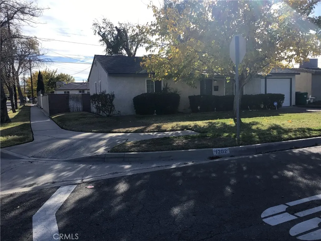 Additional image 18 of 1202 W Lumber St, Lancaster, CA 93534