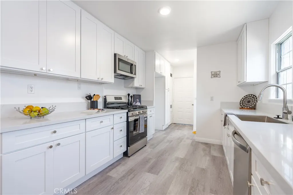 Additional image 14 of 3155 Lynwood Road, Lynwood, CA 90262