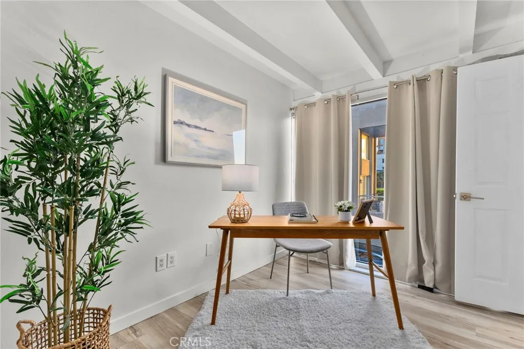 Additional image 21 of 941 W Hawthorn St Unit 9, San Diego, CA 92101