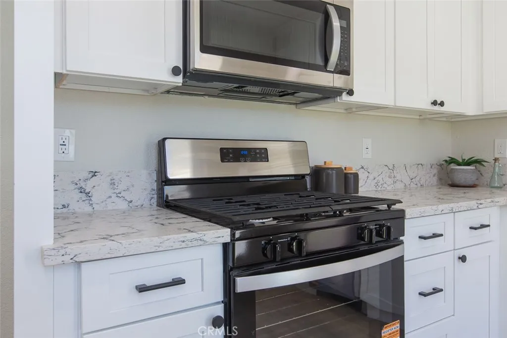 Additional image 56 of 425 S Cliveden Avenue, Compton, CA 90220