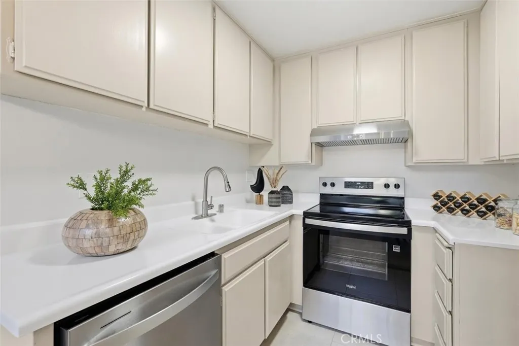 Additional image 47 of 11645 Montana Avenue Unit 321, Los Angeles, CA 90049
