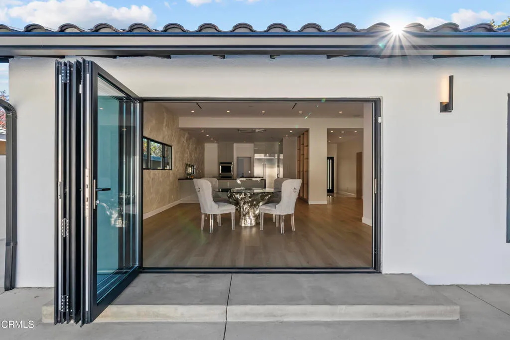 Additional image 87 of 14145 Weddington Street, Los Angeles, CA 91401