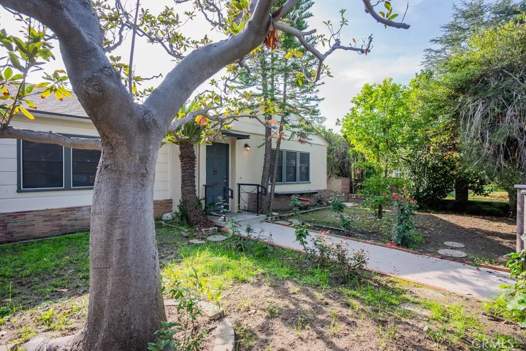 Additional image 52 of 12500 Martha St, Valley Village, CA 91607