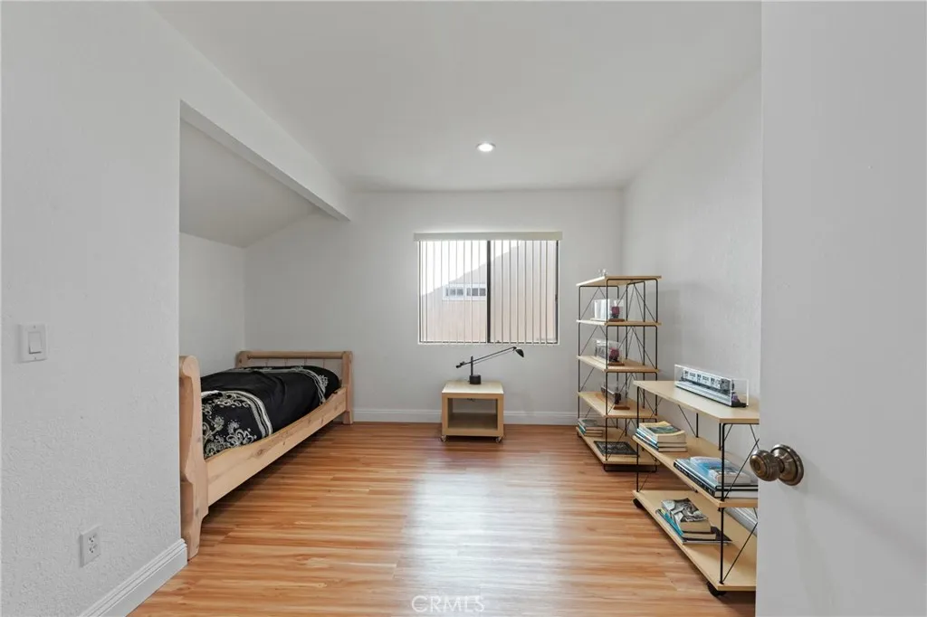 Additional image 23 of 1832 Redcliff Street, Los Angeles, CA 90026