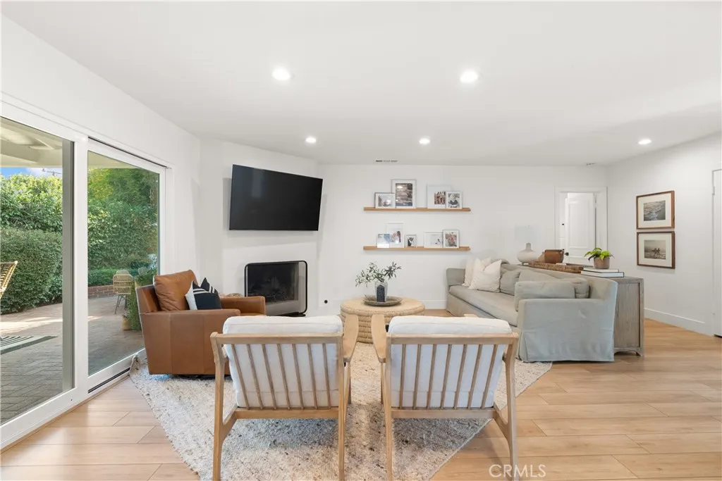 Additional image 12 of 844 Roxanne Avenue, Long Beach, CA 90815