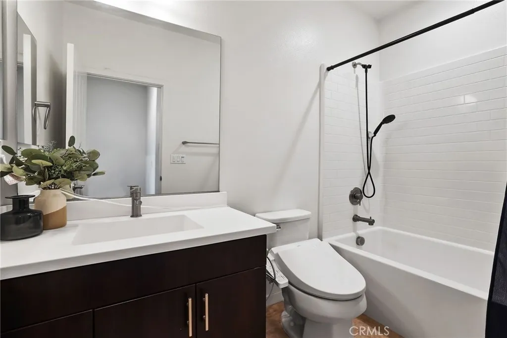 Additional image 62 of 53 Savannah, Lake Forest, CA 92630