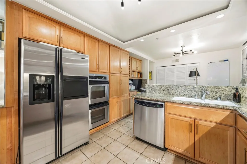 Additional image 60 of 11687 Bellagio Road Unit 12, Bel Air, CA 90049