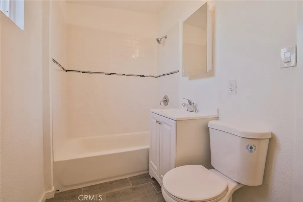 Additional image 31 of 9621 Laurel St, Los Angeles, CA 90002