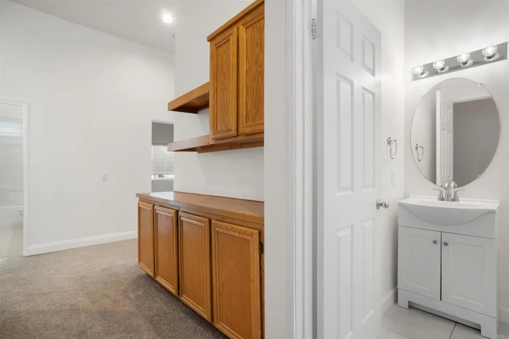 Additional image 21 of 1 Corte Rossa, Lake Elsinore, CA 92532