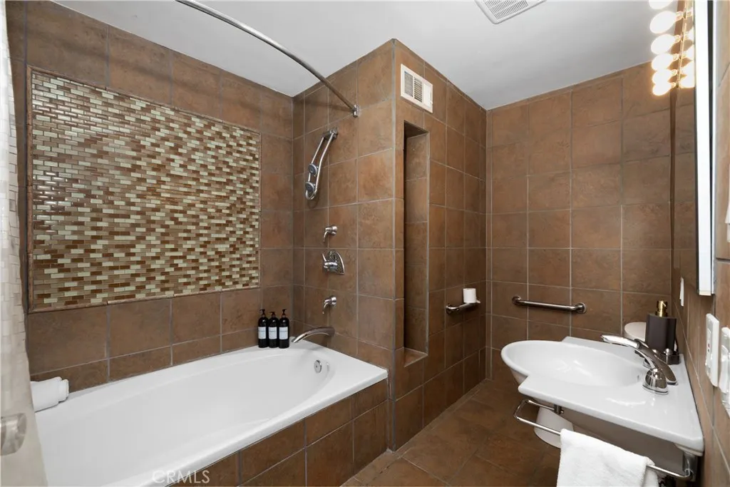 Additional image 114 of 719 Ridgeside Drive, Monrovia, CA 91016