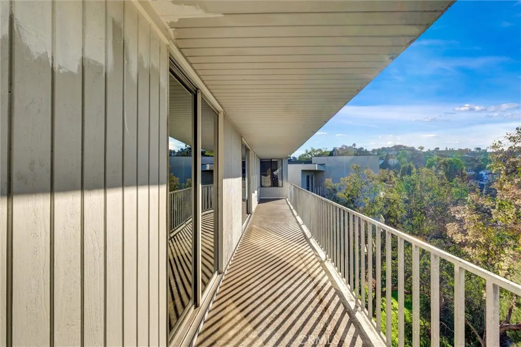 Additional image 12 of 3219 Tareco, Los Angeles, CA 90068