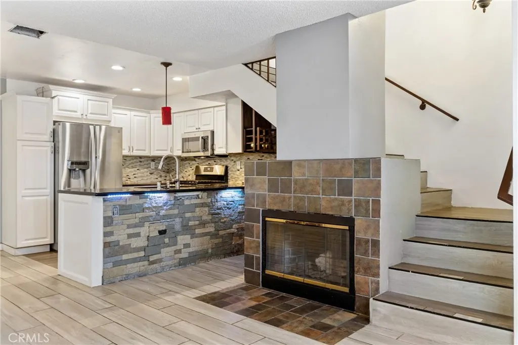 Additional image 6 of 12411 Osborne St Unit 2, Pacoima, CA 91331