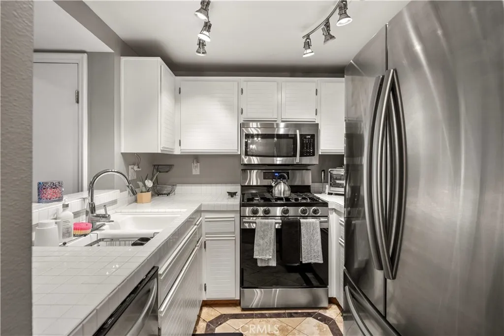 Additional image 12 of 24129 Del Monte Drive Unit 162, Valencia, CA 91355