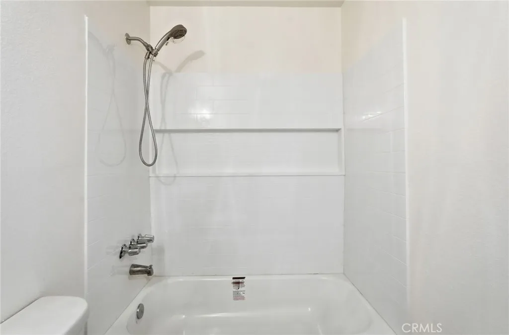 Additional image 53 of 15511 Sherman Way Unit 19, Van Nuys, CA 91406