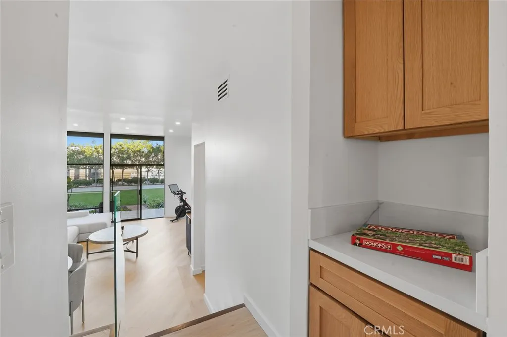 Additional image 22 of 8103 Marina Pacifica Dr N, Long Beach, CA 90803