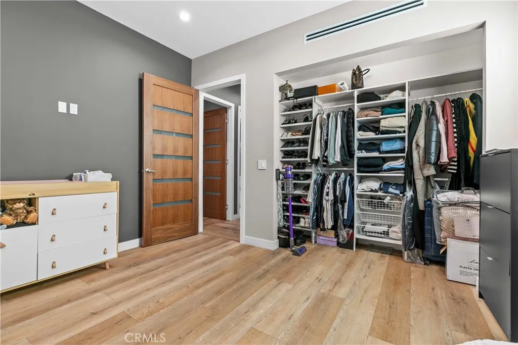 Additional image 137 of 1918 N Maple St, Burbank, CA 91505