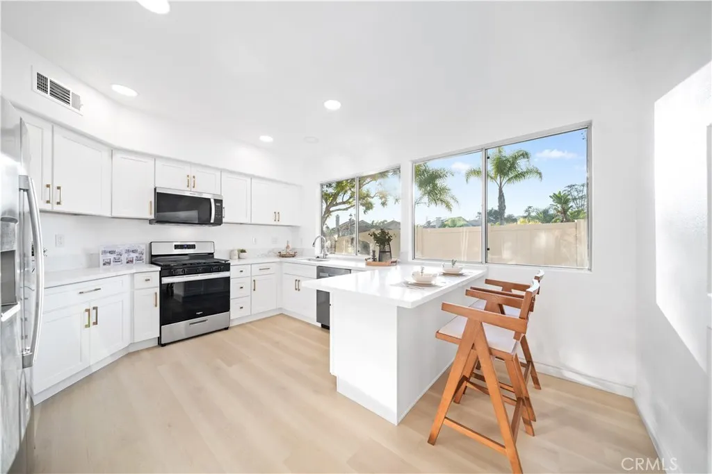 Additional image 95 of 2 Via Helena, Rancho Santa Margarita, CA 92688