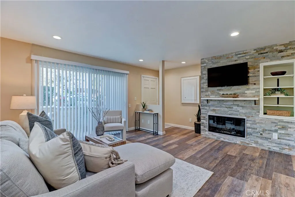 Additional image 3 of 3605 E Anaheim Street Unit 102, Long Beach, CA 90804