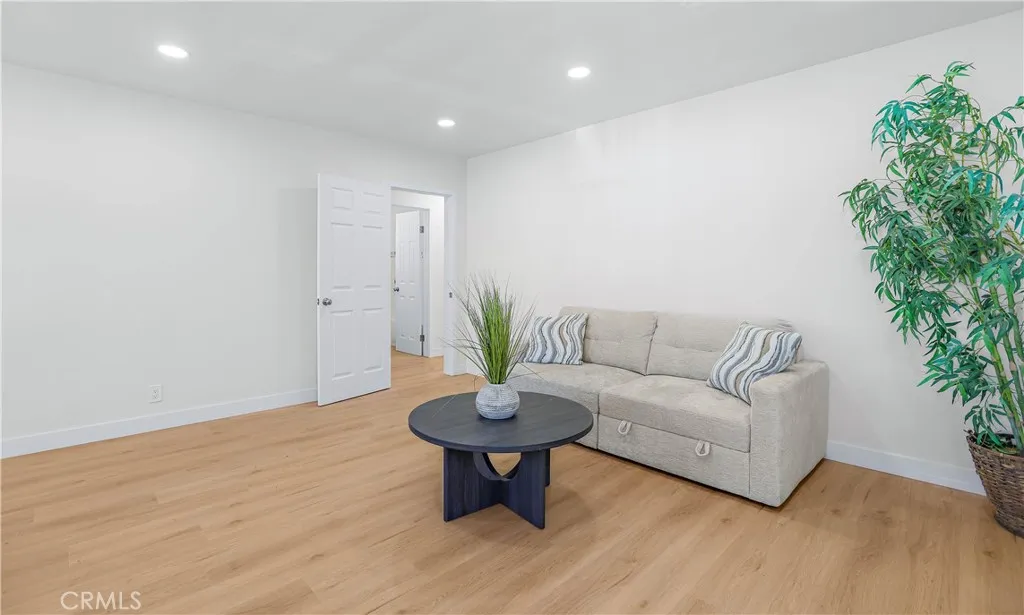 Additional image 38 of 870 E 148th St, Compton, CA 90220